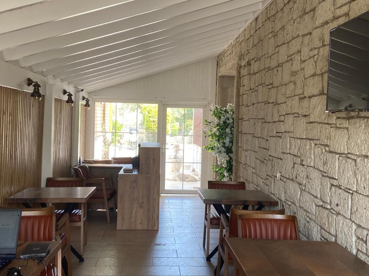 Alacati Moonbox Hotel エクステリア 写真